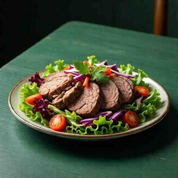 Салат мясной Летний